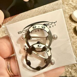 Stainless steel 14G panda nipple shield piercing